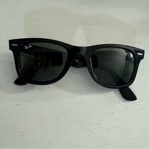 Ray-Ban original Wayfarer Black Sunglasses